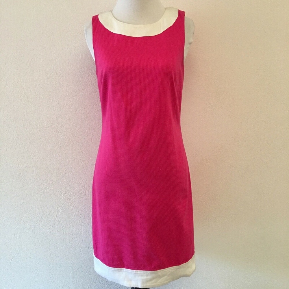 Vineyard vines pink shift dress with white trim